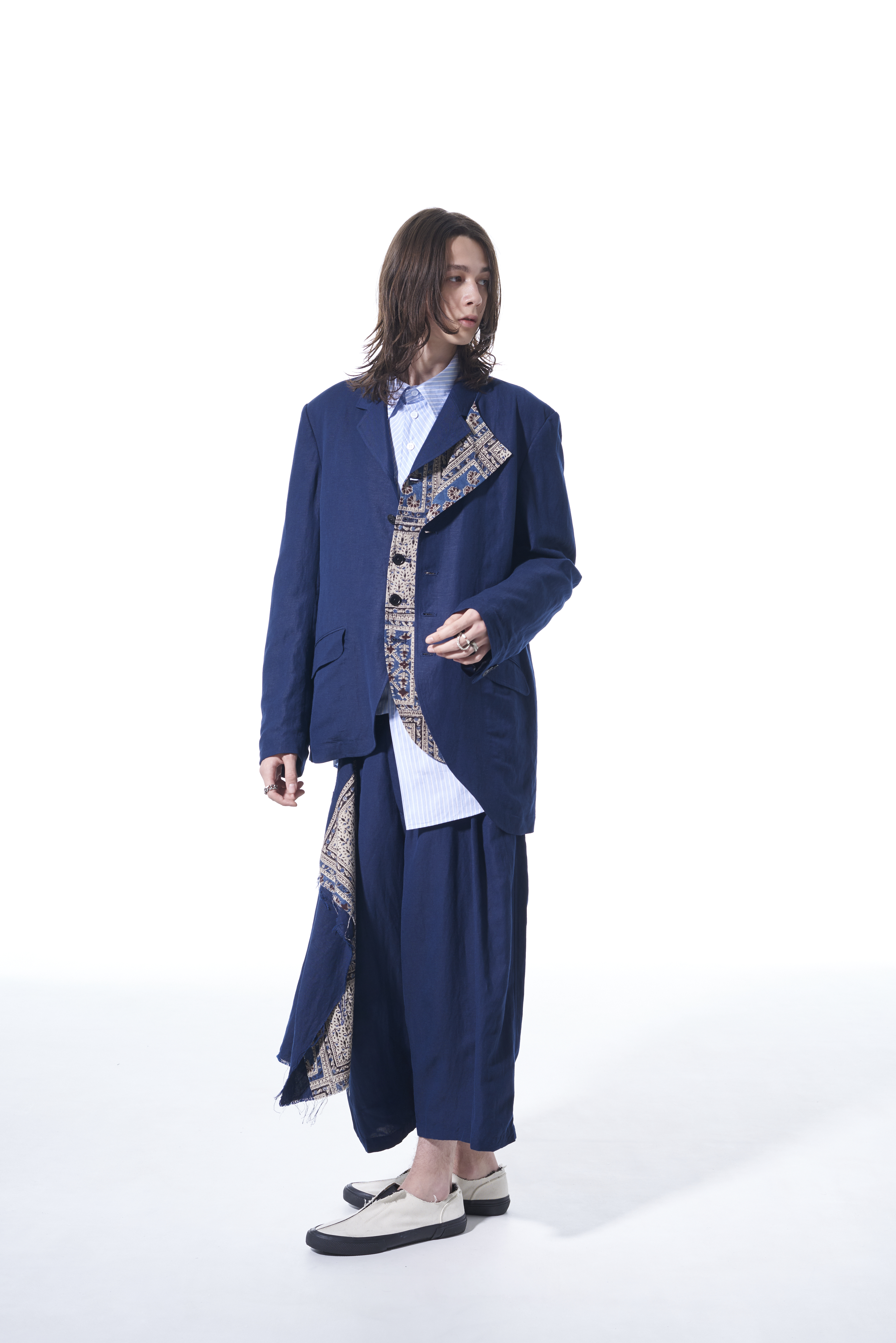 LINEN/RAYON EASY CLOTH+INDIAN BLOCK SQUARE PRINT JACKET WITH DOUBLE-TAILORED LEFT FRONT