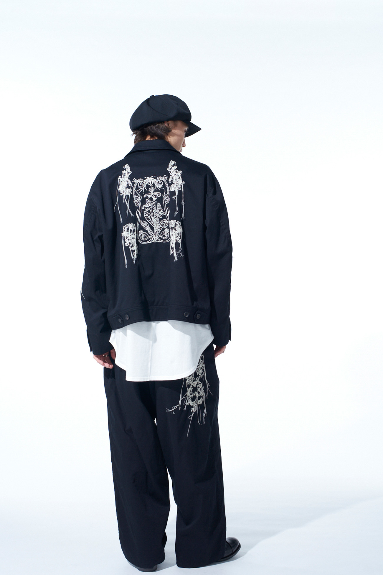 BAROQUE EMBROIDERY OVERSIZED ZIPPER BLOUSON