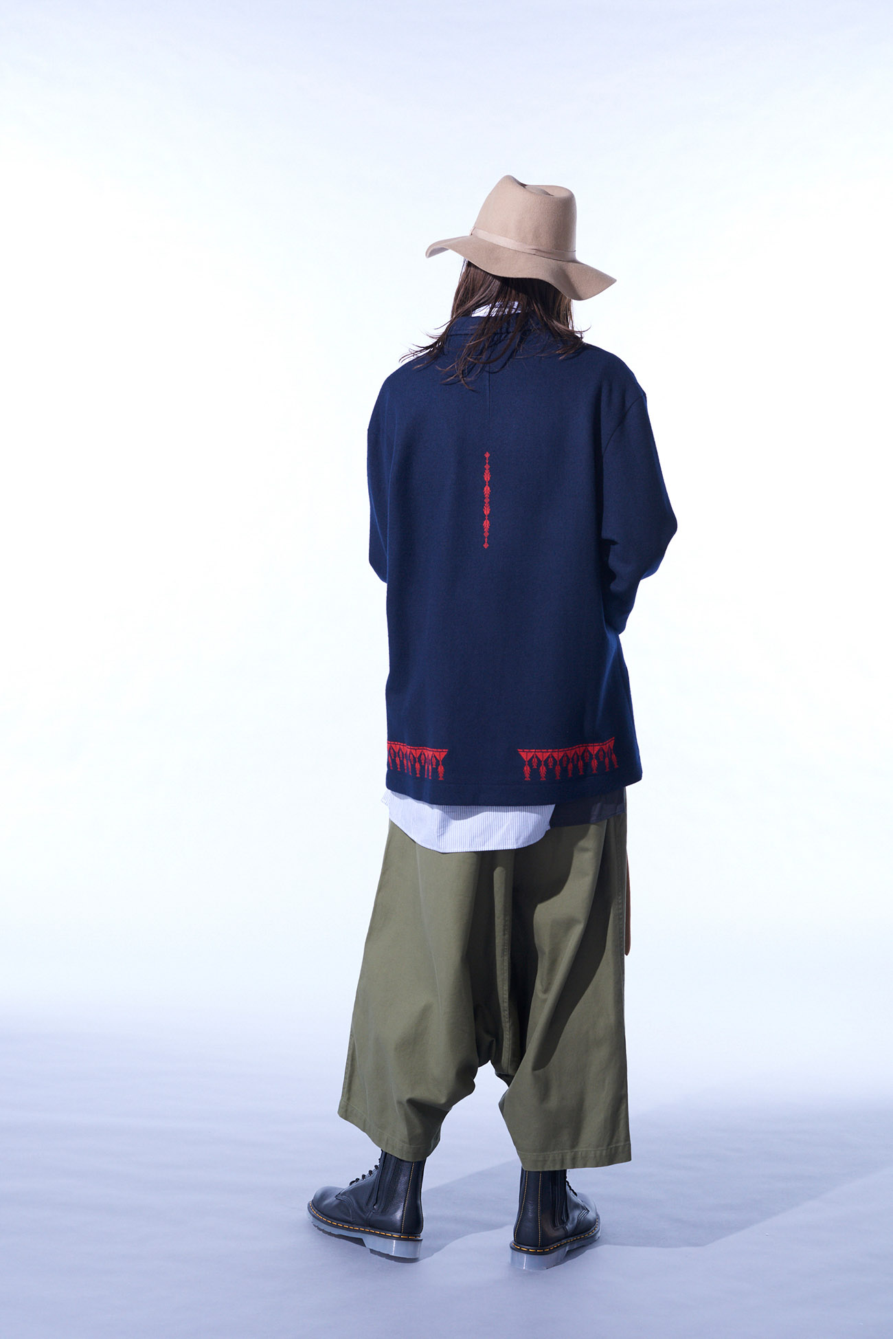 COMPRESSED JERSEY ETHNIC EMBROIDERED BLOUSON