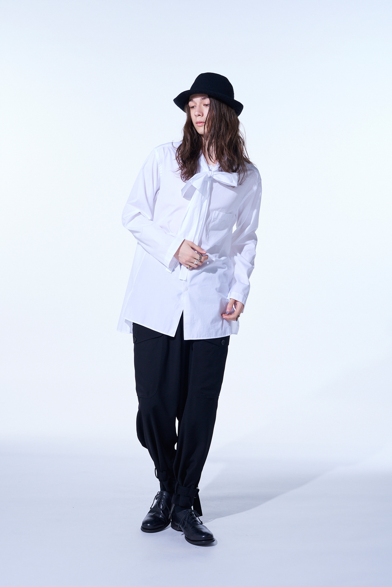 COTTON BROAD CLOTH BOW COLLAR SHIRT