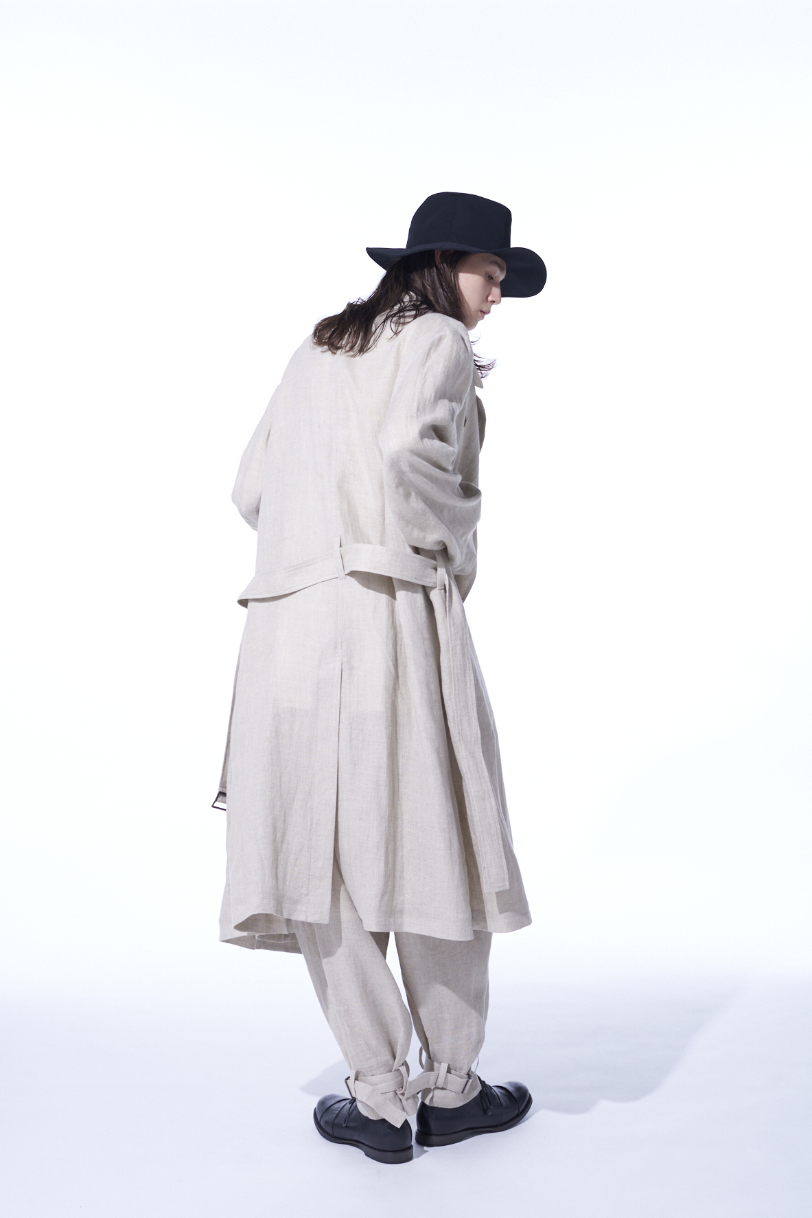 LINEN GAUZE DOUBLE-BREASTED COAT WITH DOUBLE-TAILORED LEFT FRONT