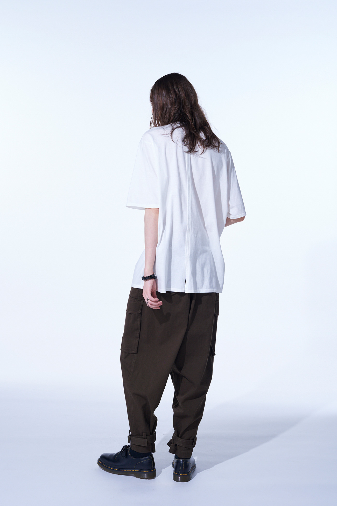 COTTON DRILL CARGO PANTS WITH BELTED HEMS