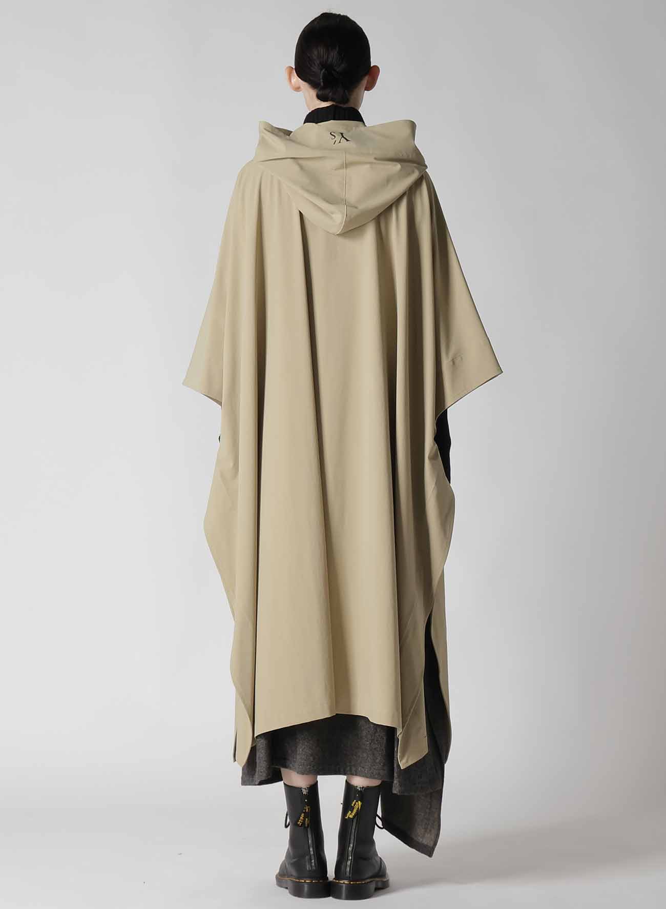 MATTE NYLON WEATHER CAPE