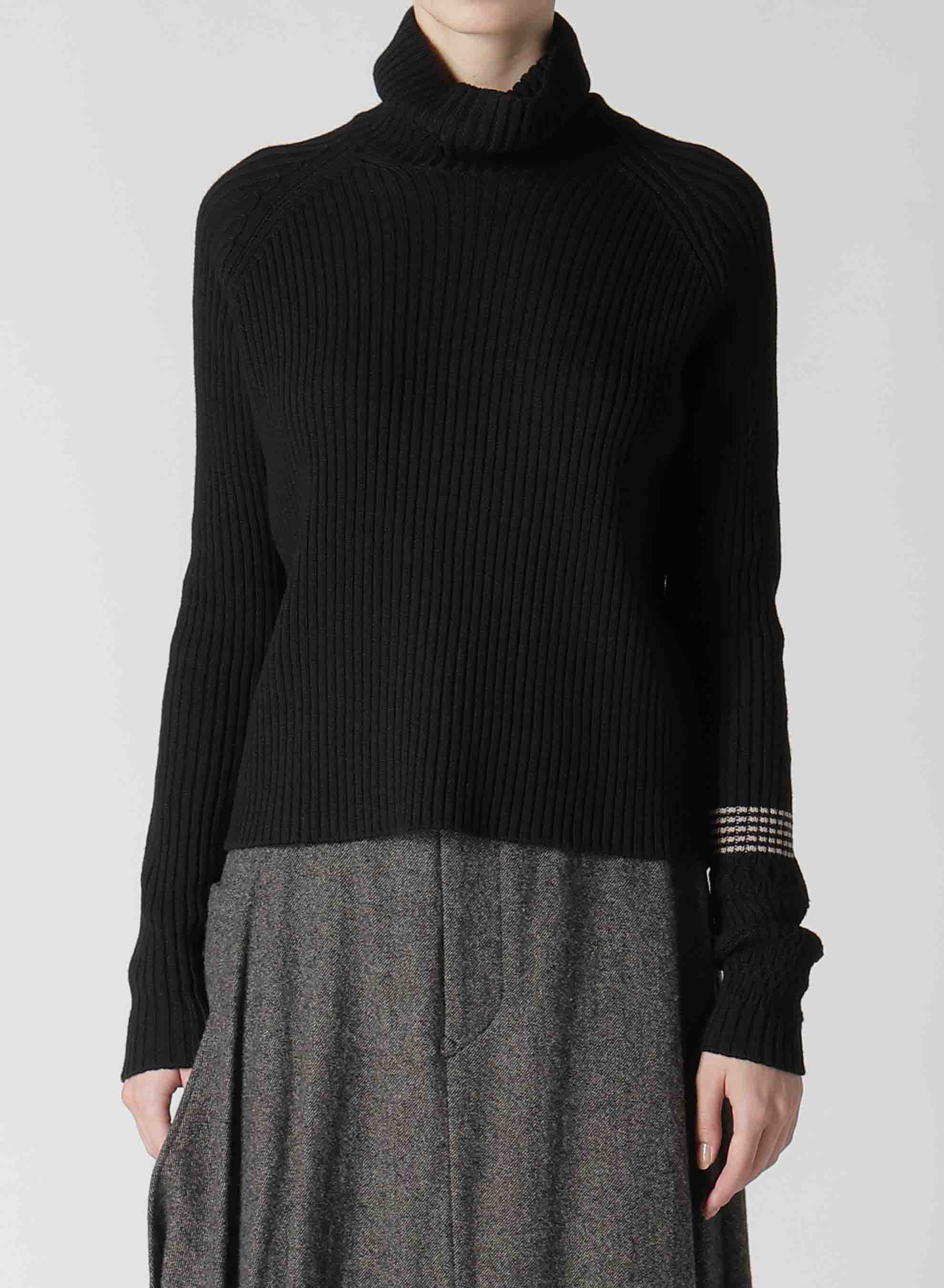 WOOL RIB TURTLE NECK PULLOVER