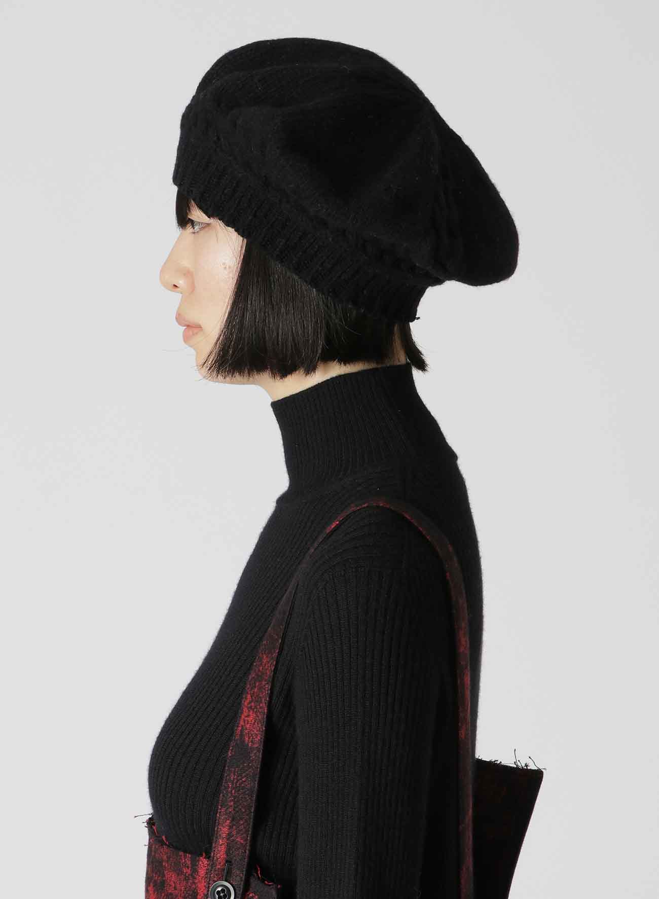 KNITTED LAMBSWOOL BERET