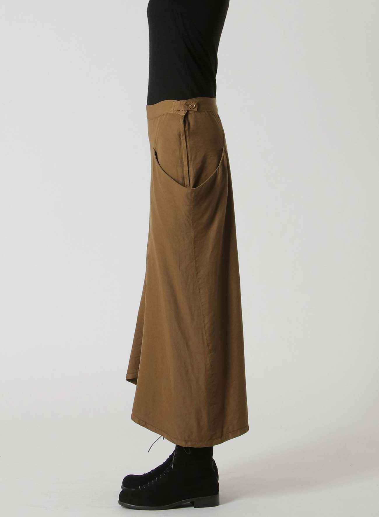 CELLULOSE TWILL GARMENT-DYED LONG POCKET SKIRT