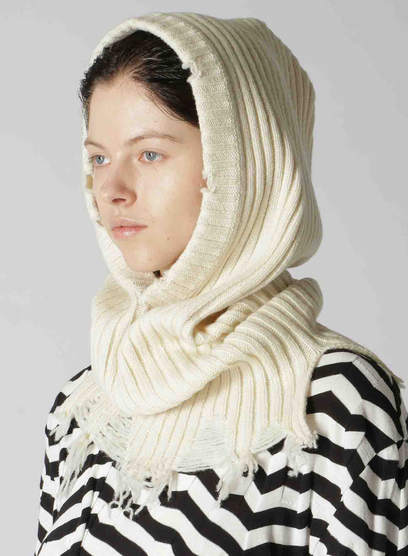 LAMB WOOL DAMAGED NECK WARMER W/ HOODIE