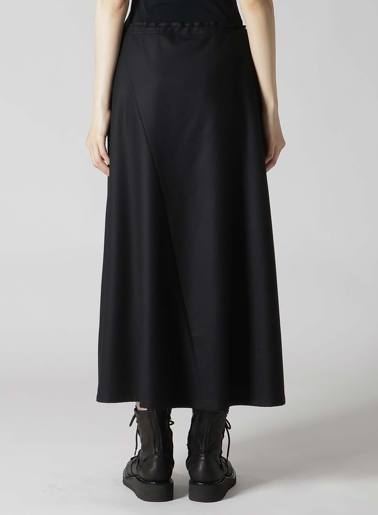 W/ FLANNEL HAND STITCHED ASYMMETERIC FLARE SKIRT