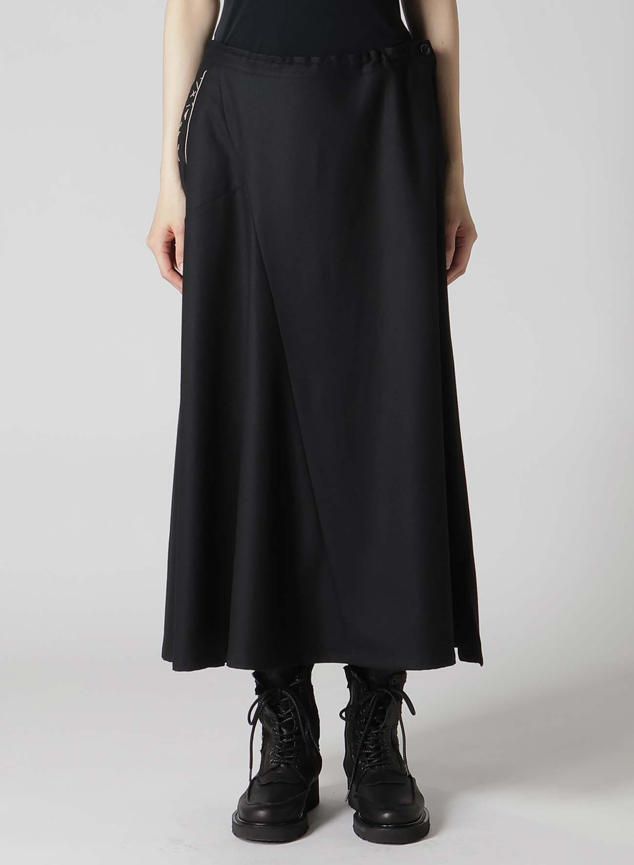 W/ FLANNEL HAND STITCHED ASYMMETERIC FLARE SKIRT