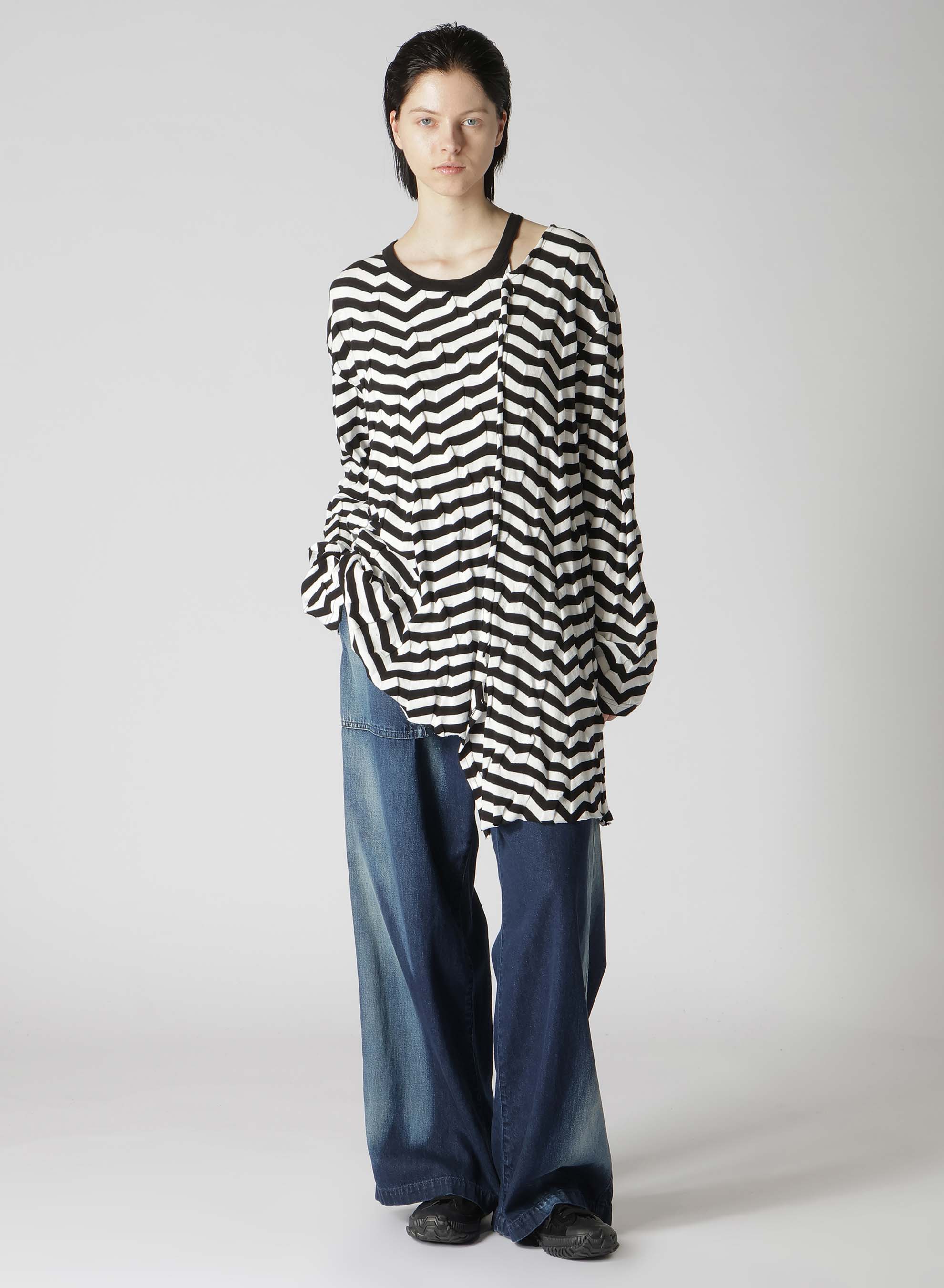 GEOMETRY LINKS STITCH STRIPED ASYMMETRIC LONG SLEEVE T B