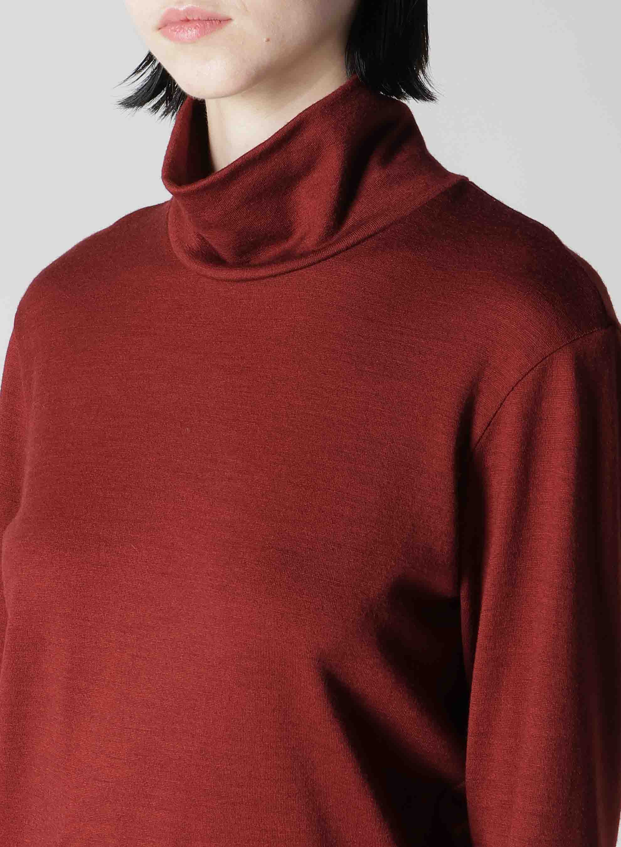 WOOL JERSEY HIGH NECK PULLOVER WITH POCKET