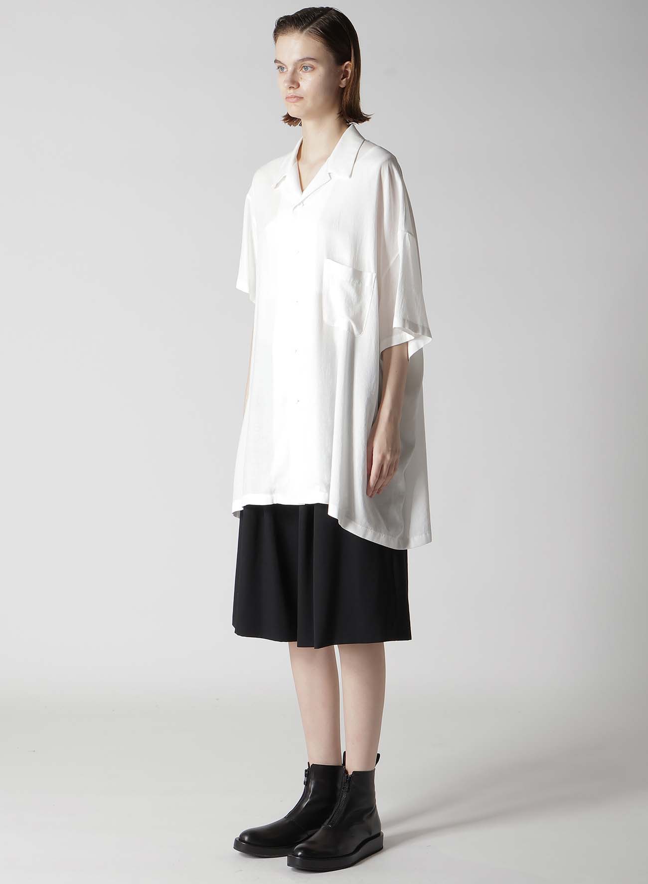 RAYON/LINEN SHEETING ASYMMETERIC OPEN COLLAR BLOUSE