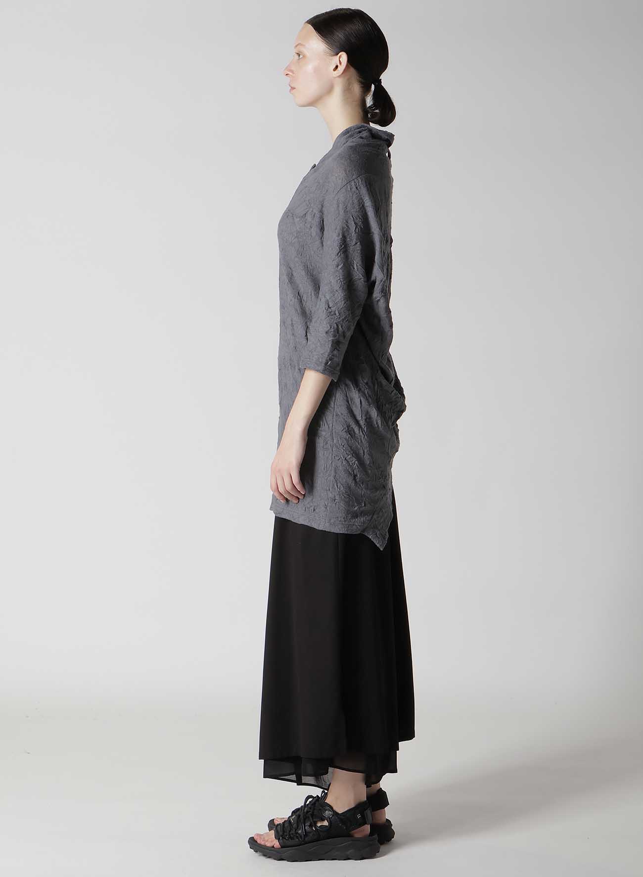 TUCK MILLING WRINKLE BACK DRAPE T