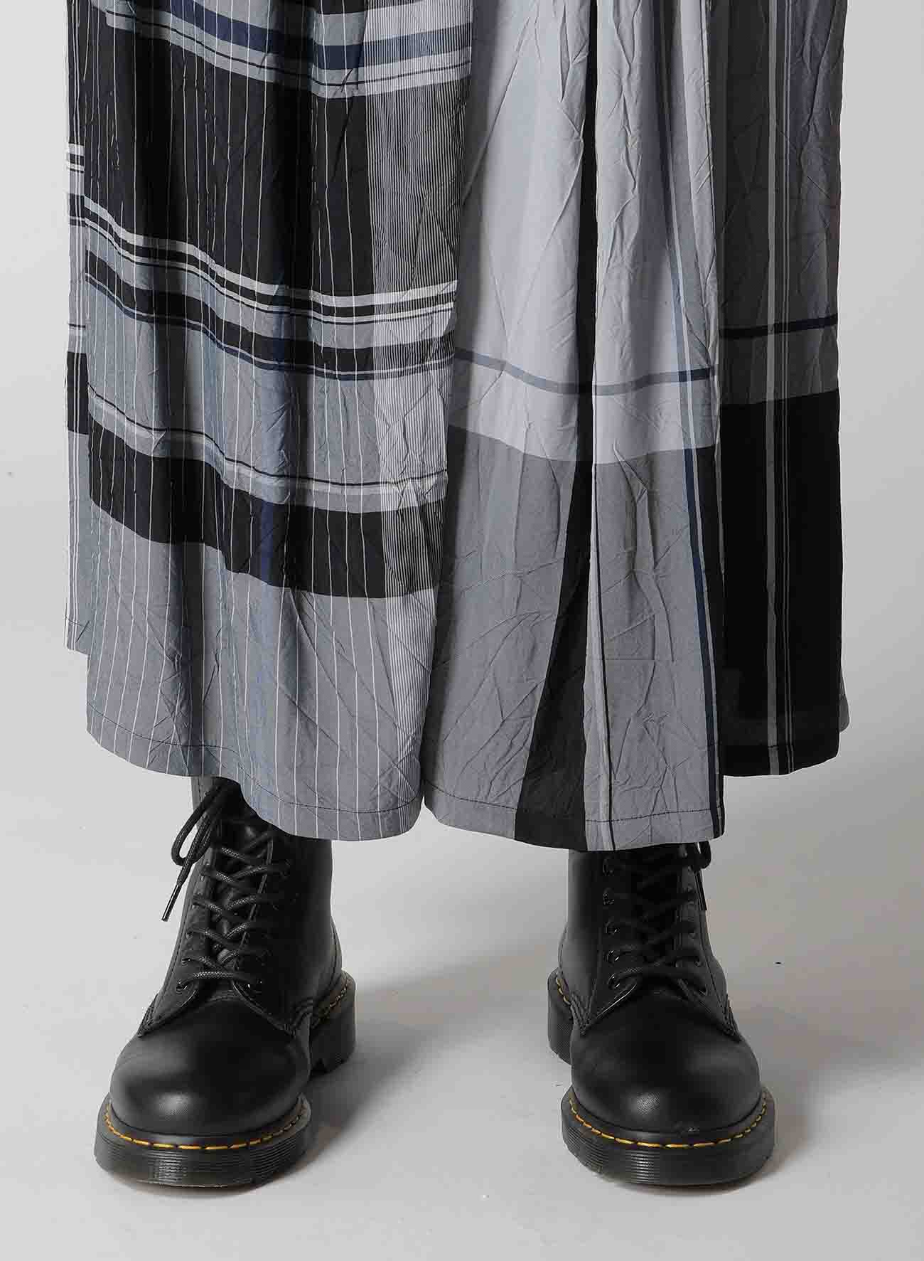 RAYON WRINKLED PLAID SKIRT