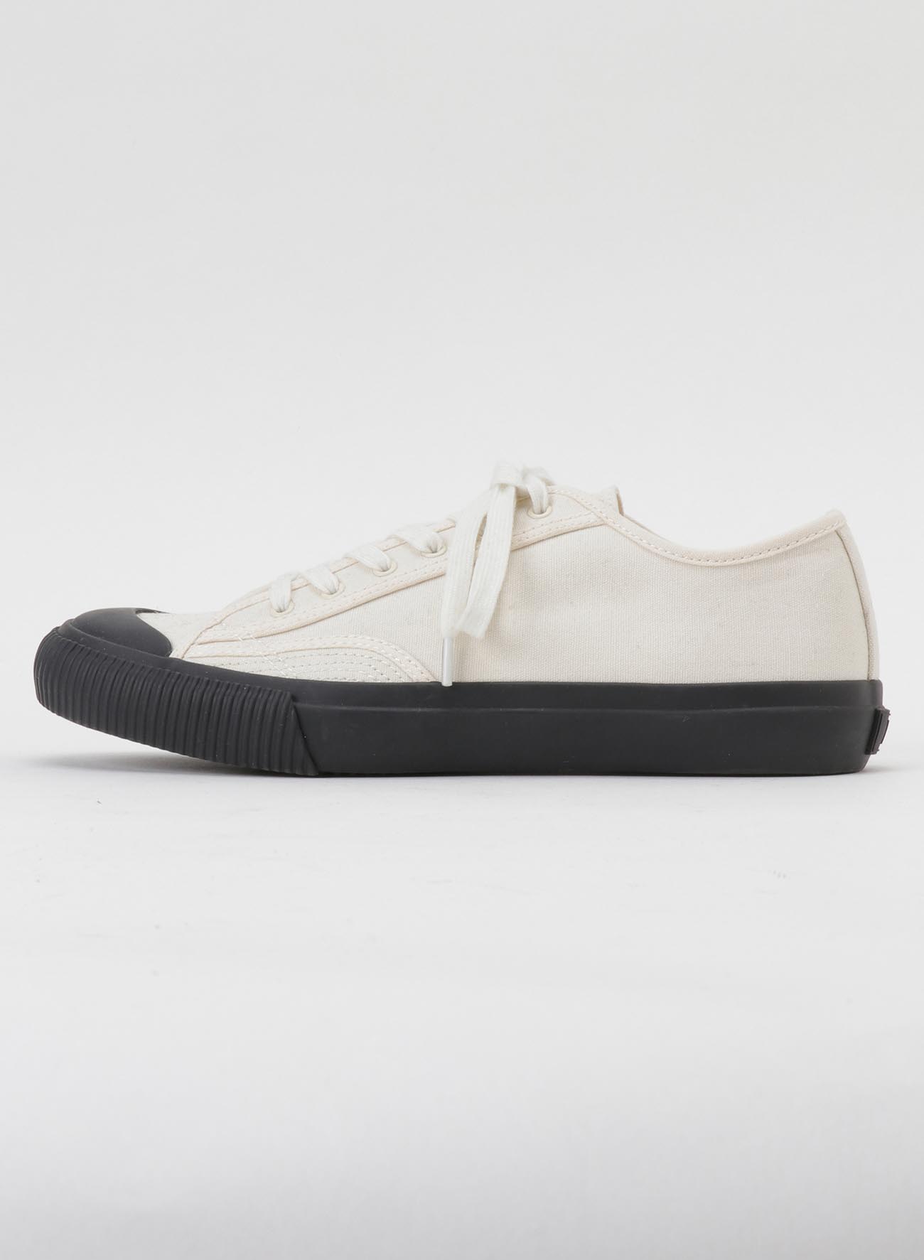 NO.9 CANVAS FLAT SNEAKERS